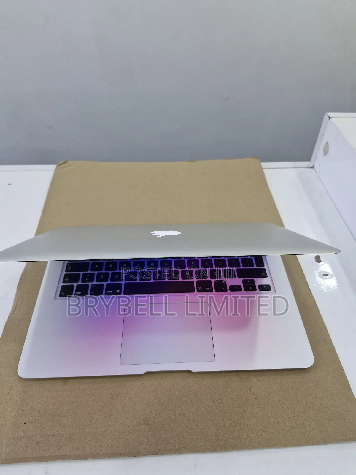 Laptop Apple MacBook Air 8GB Intel Core I5 SSD 128GB