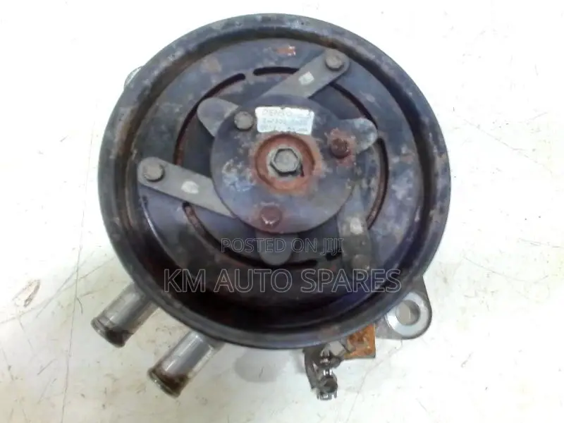 Toyota 2KD Water Pump for Hilux, Fortuner, Hiace.
