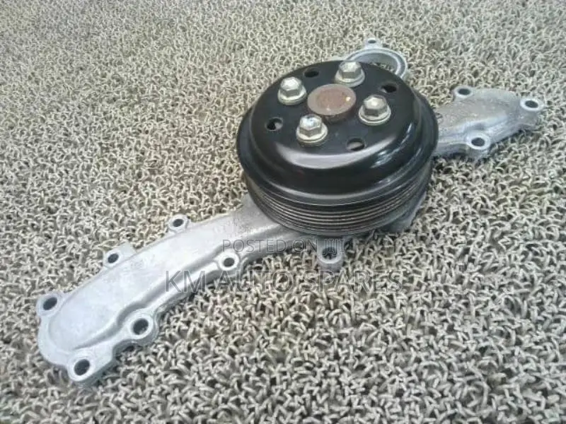 Toyota 4GR Water Pump for Mark X, Crown, Lexus IS 250.