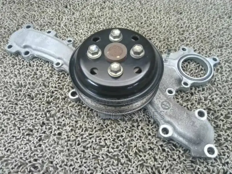 Toyota 4GR Water Pump for Mark X, Crown, Lexus IS 250.