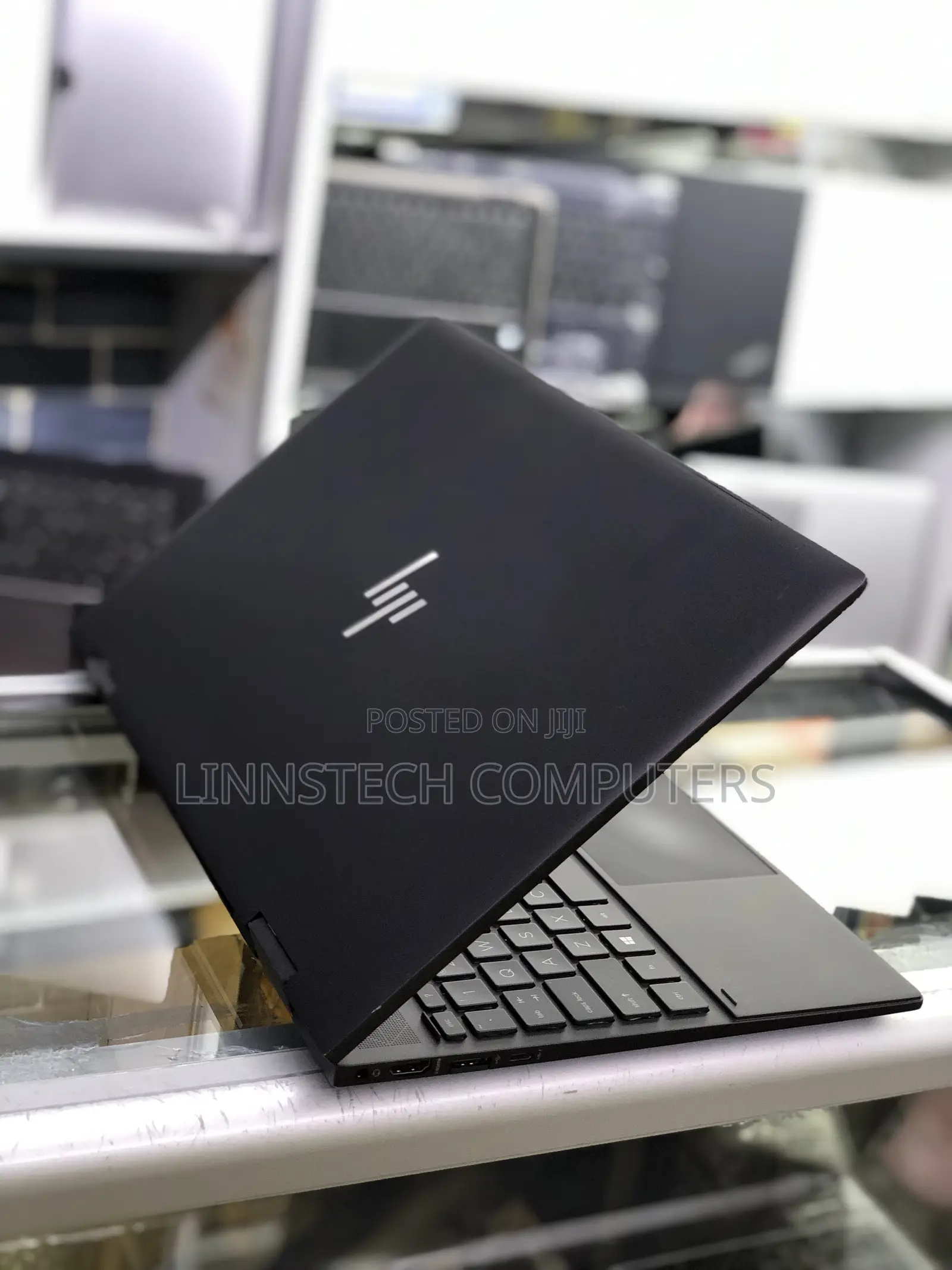 Laptop HP Envy X360 8GB AMD Ryzen 7 SSD 512GB