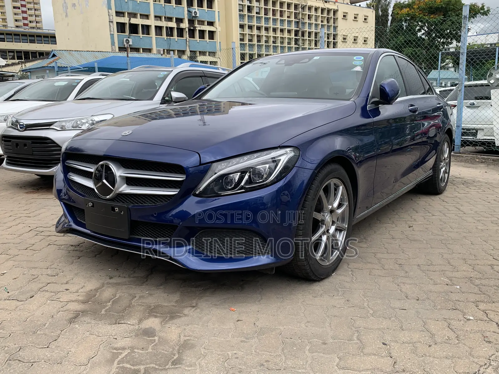 Mercedes-Benz C200 2018 Blue