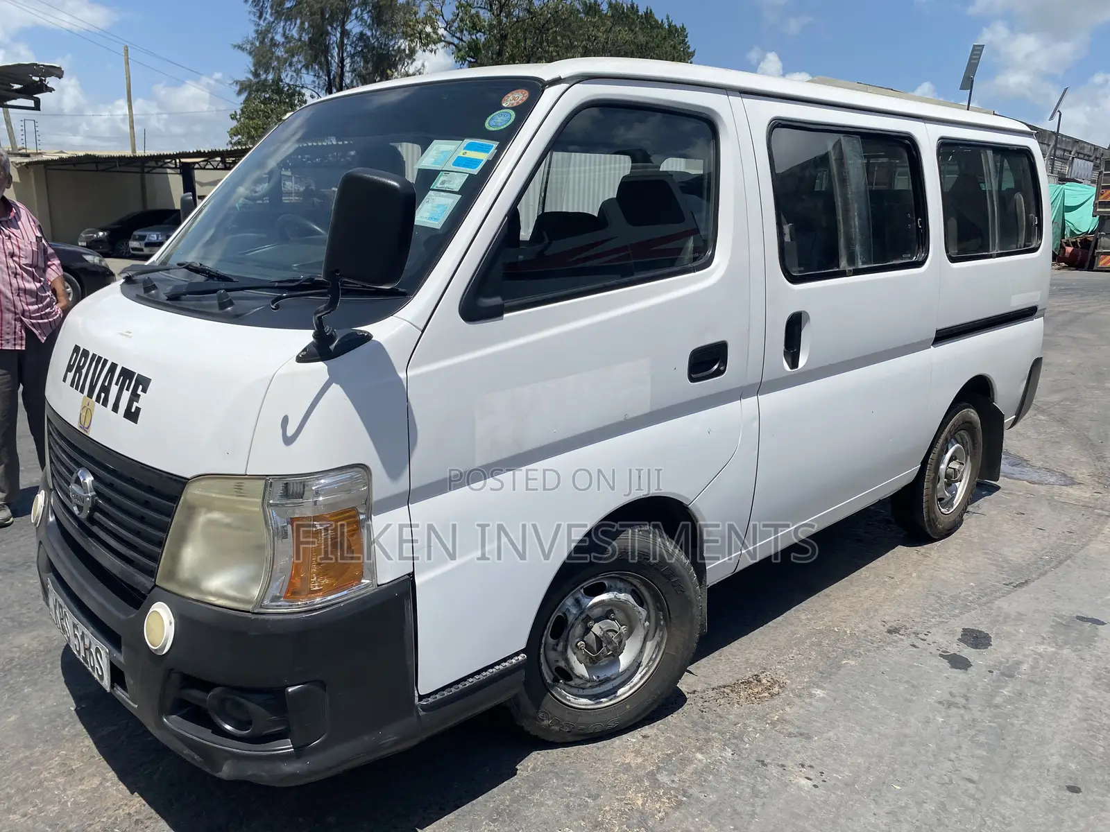Nissan Caravan (Urvan) 2011 White