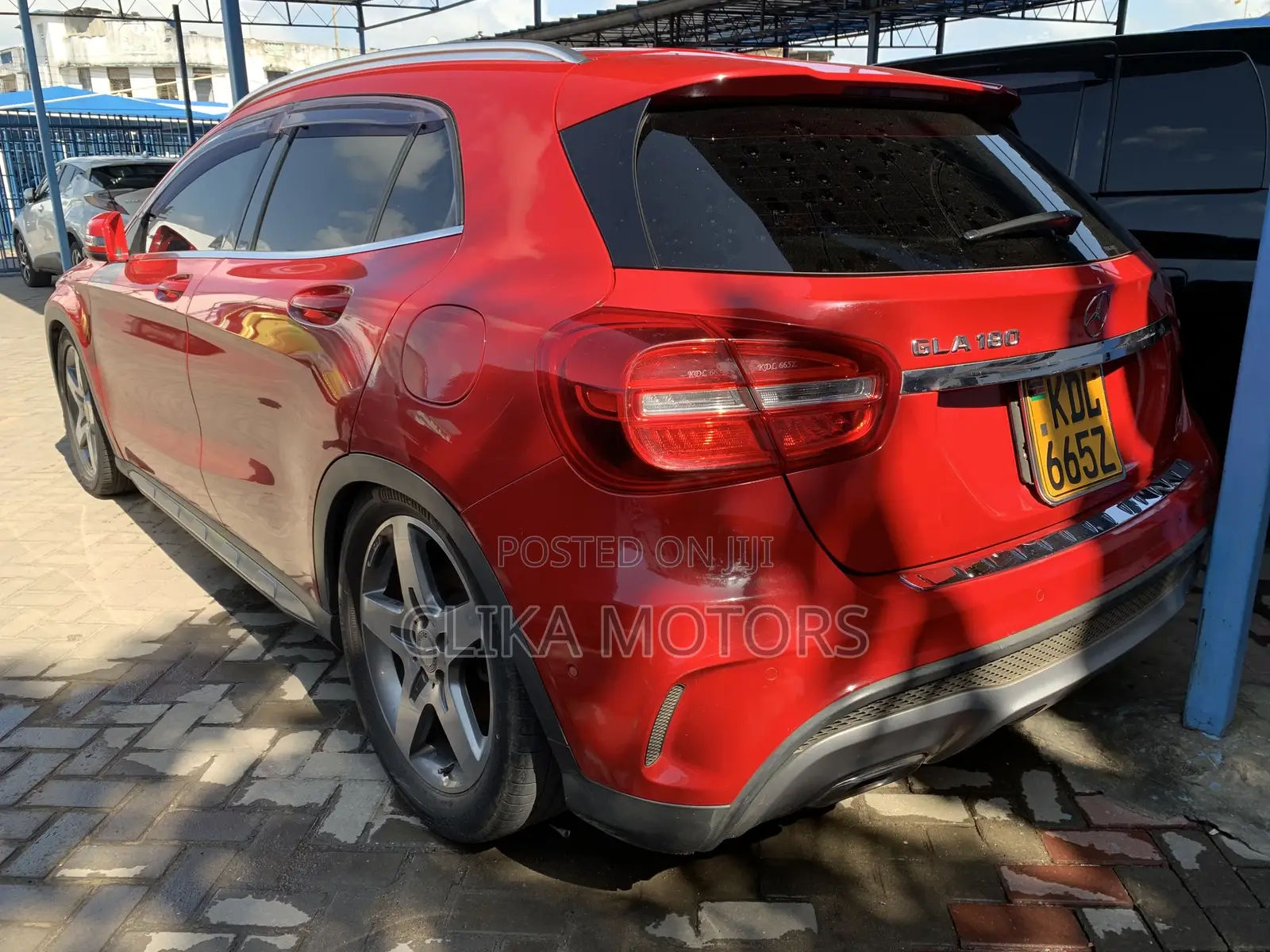 Mercedes-Benz GLA-Class 2017 Red