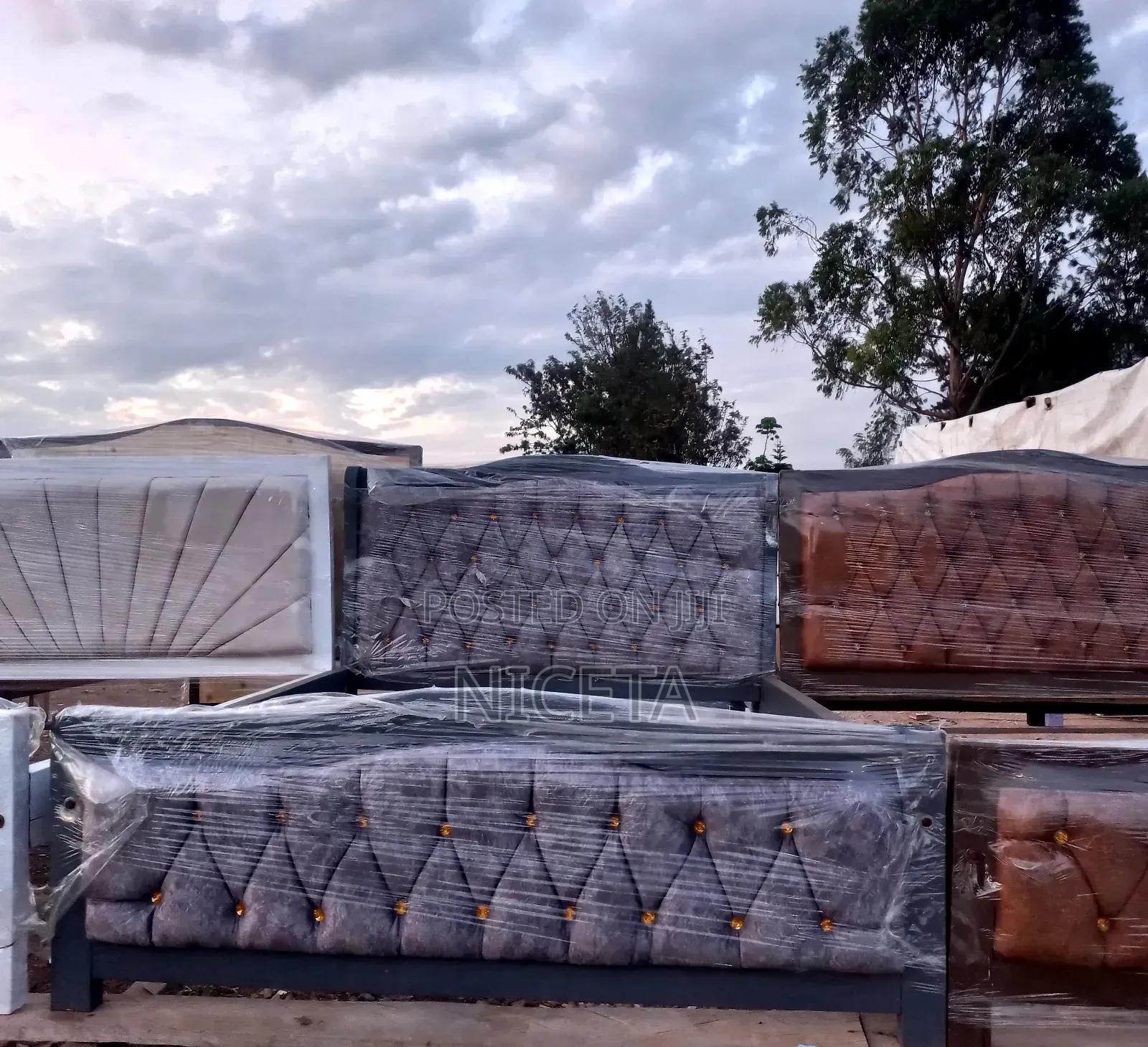 Mocket Beds