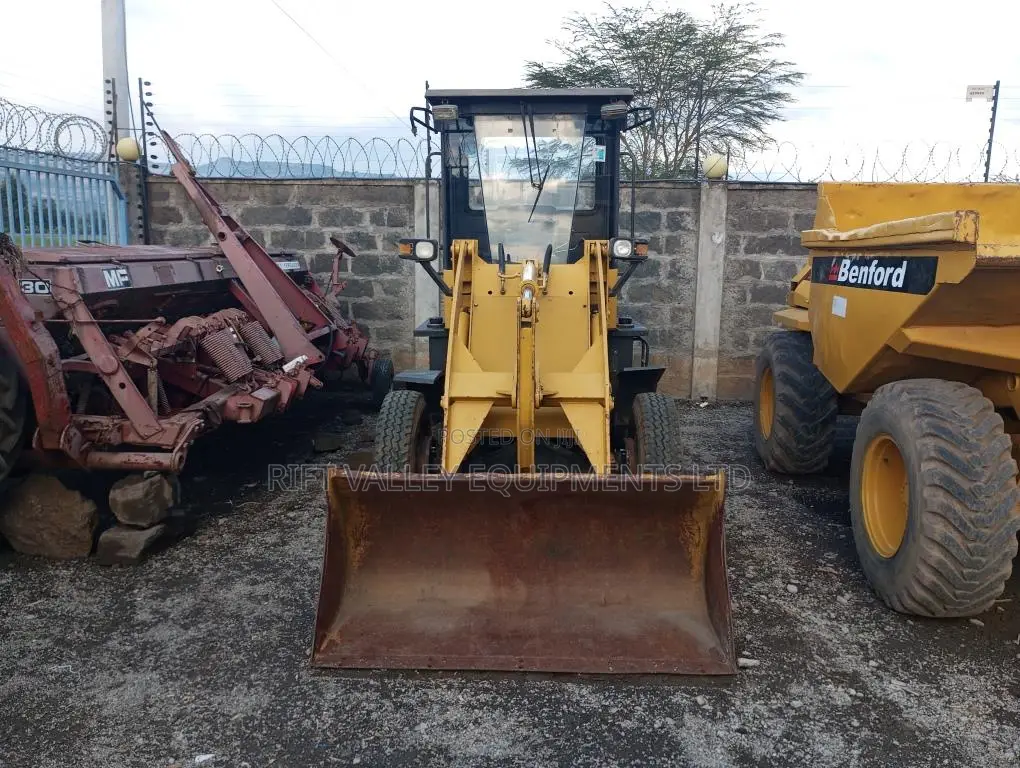 Powermac WL910 Half Ton Loader/Shovel