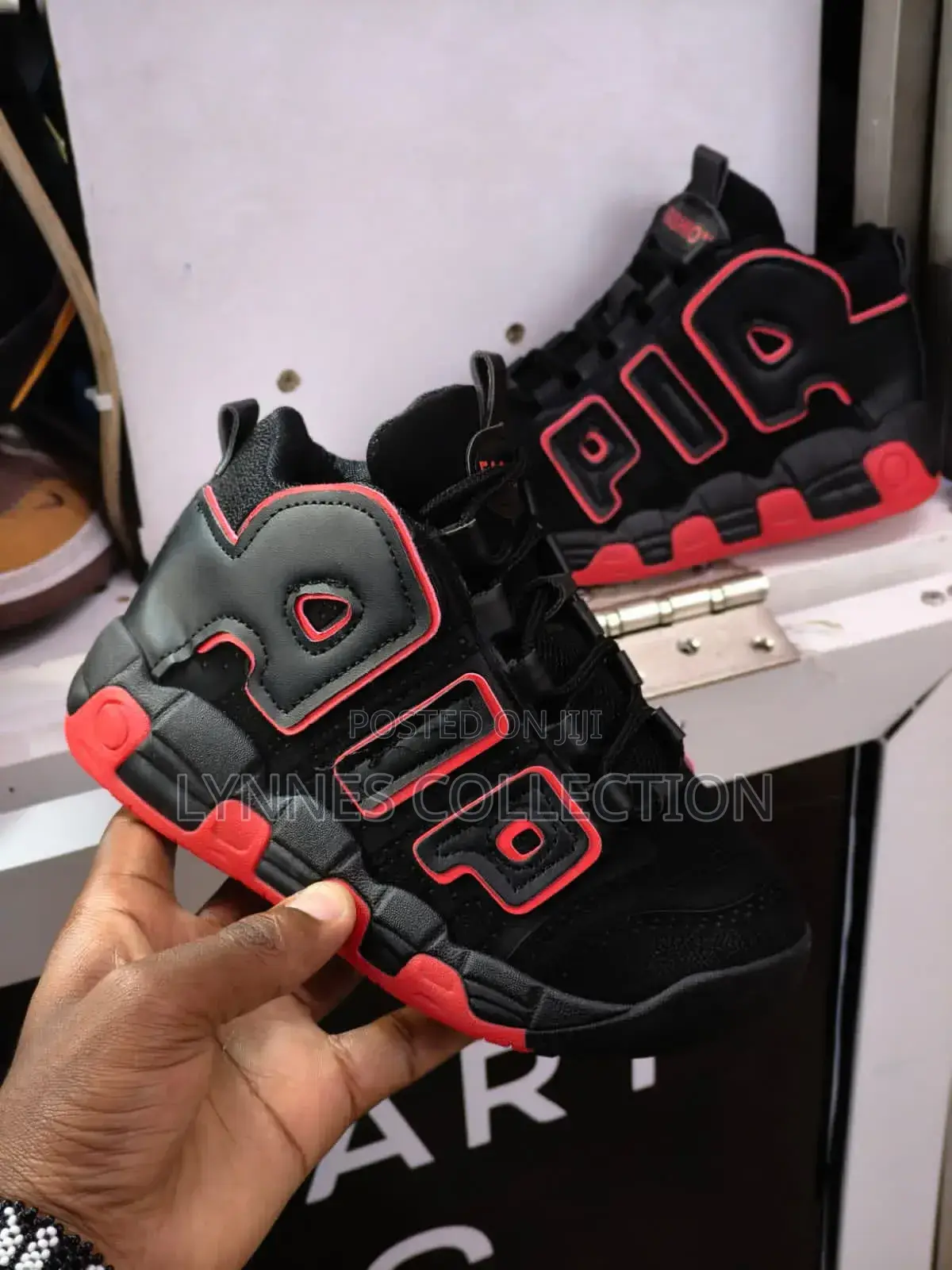Nike Air Barrage Kids: Kids Shoes