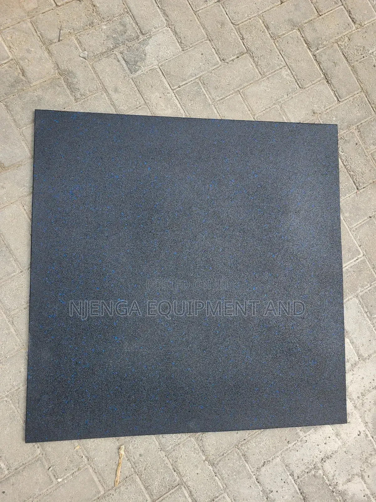 Shock Arbsobent Rubber Flooring/ Gym Mats