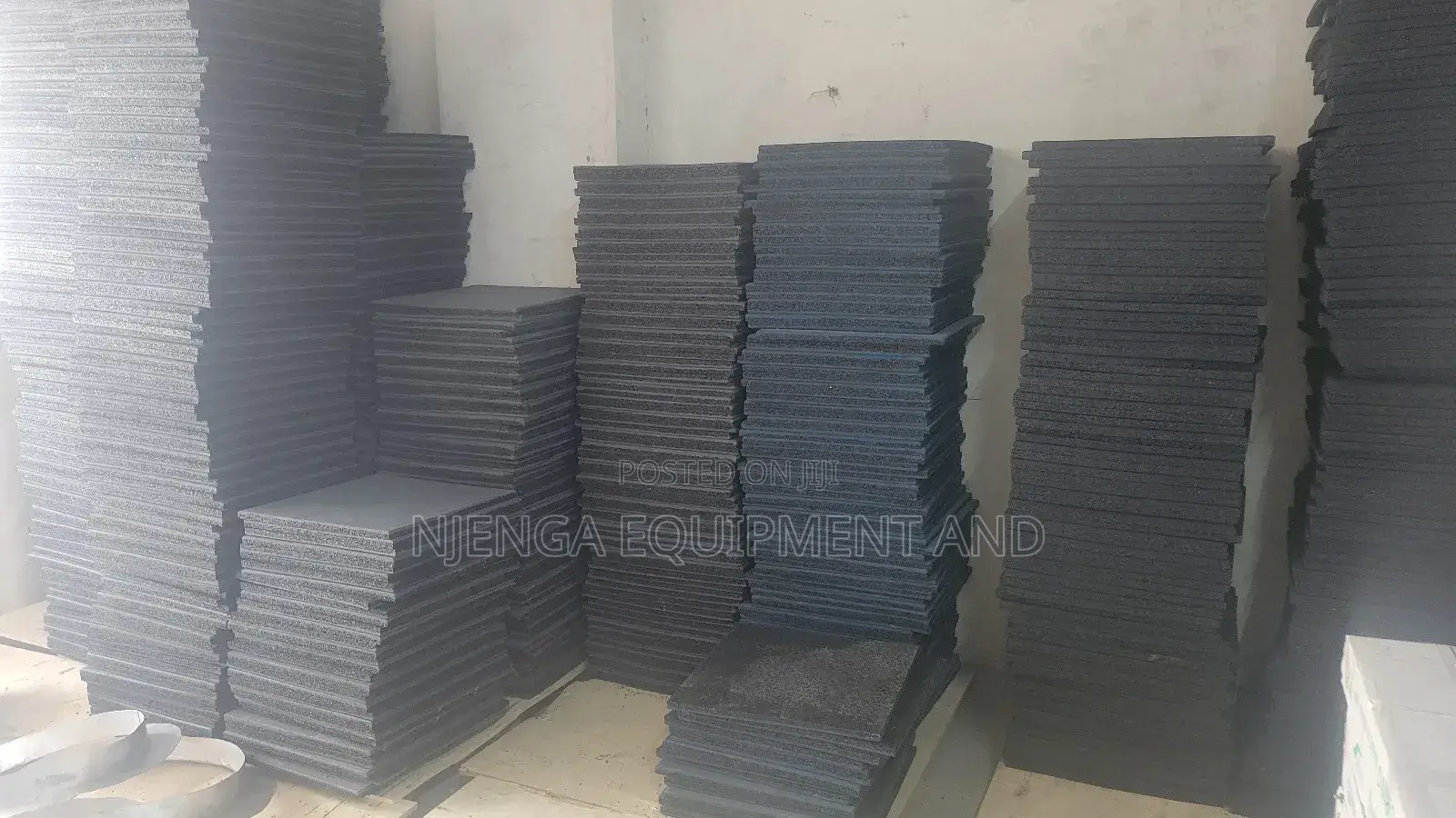 20mm and 15mm Rubber Surface Tiles Available