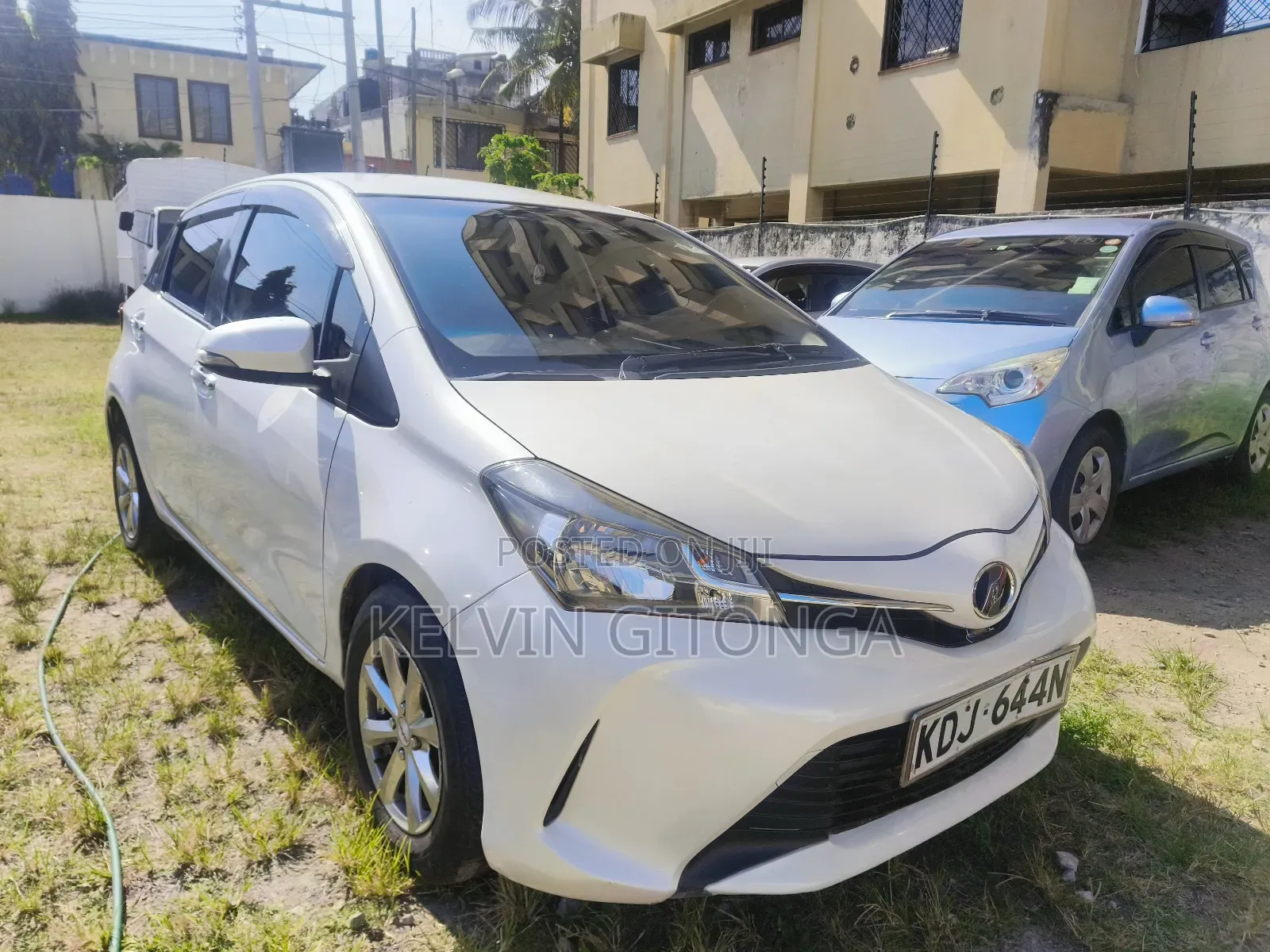 Toyota Vitz 2014 White