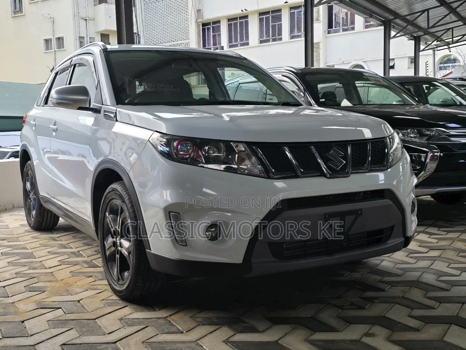 Suzuki Escudo 2018 White