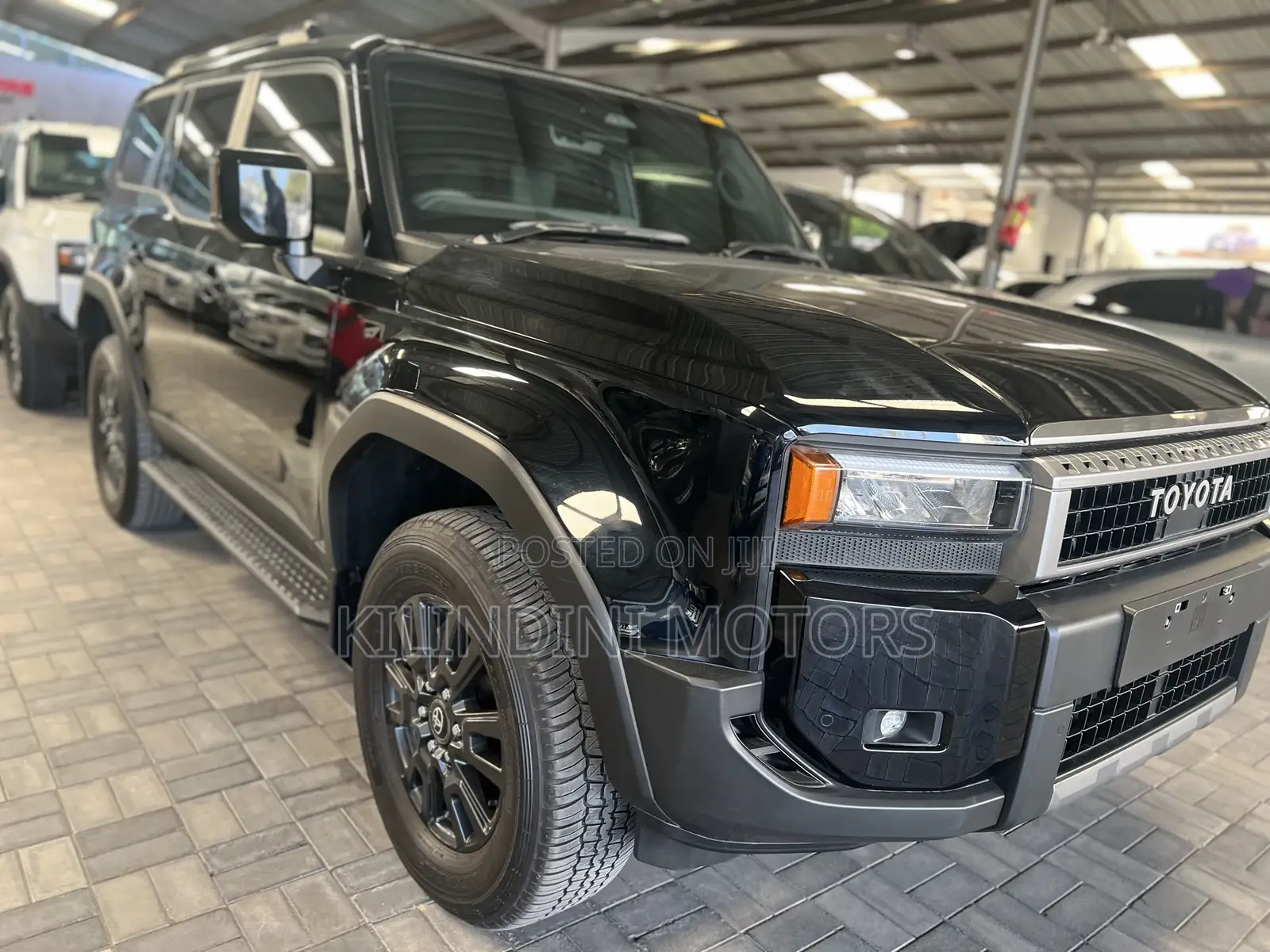 Toyota Land Cruiser Prado 2023 Black
