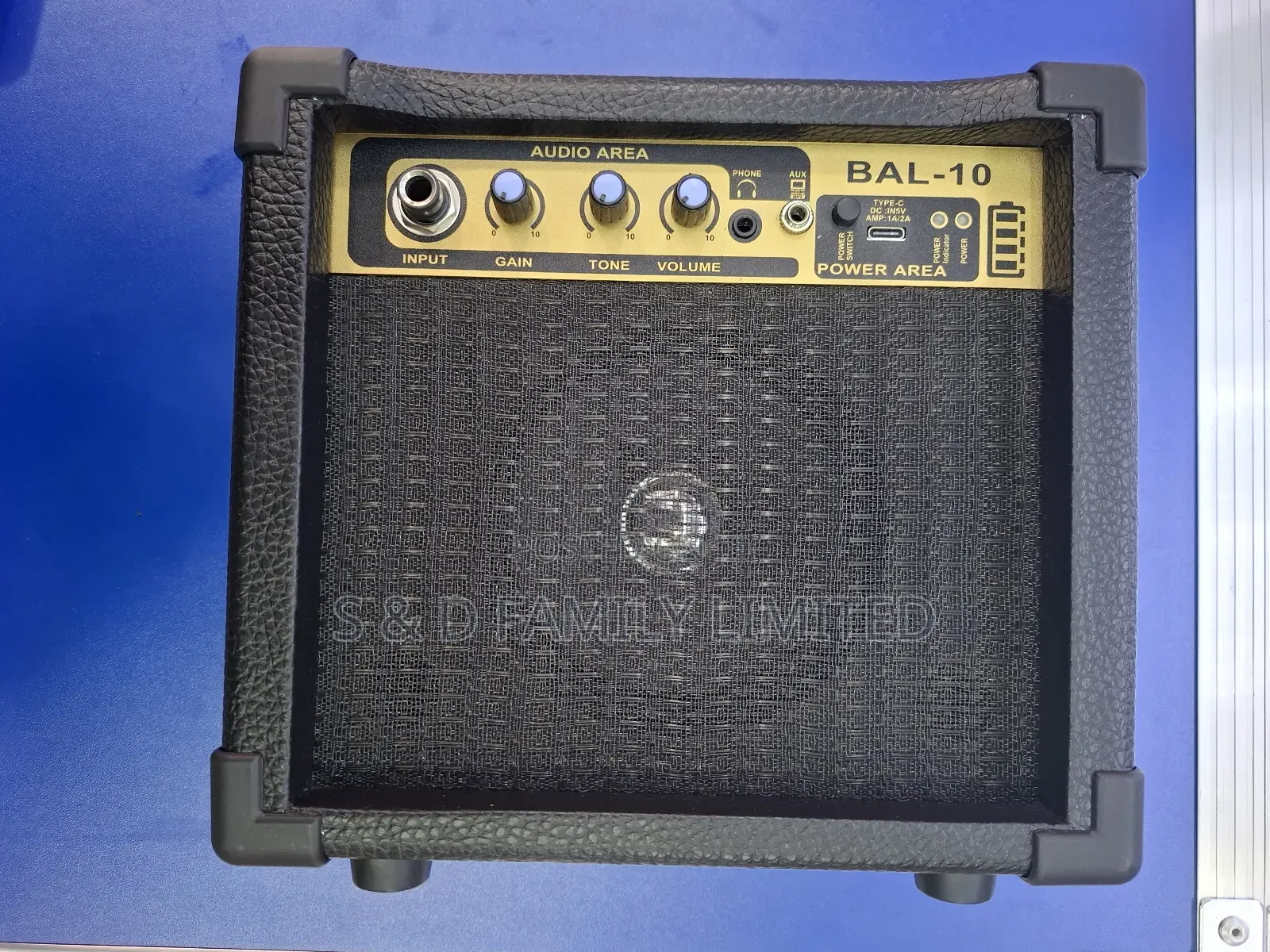 Bal-10 Solo Guitar Amplifier Combo