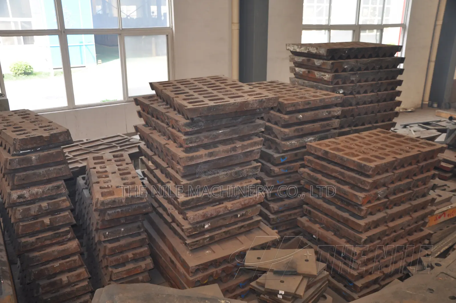 High Managese Steel Jaw Plate for PE 400×600 Crusher Parts