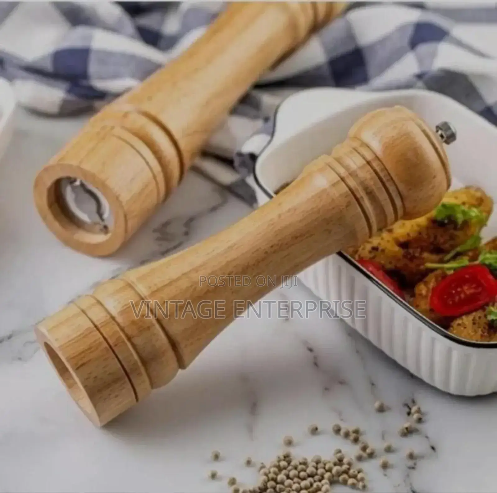 *Wooden Grinder/Wooden Grinder*