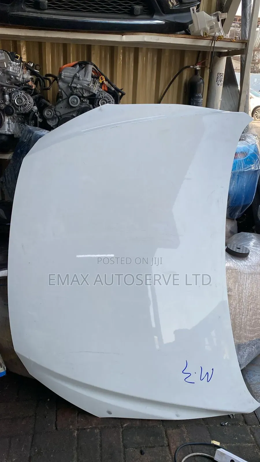 Bonnet Mazda Axela 2015