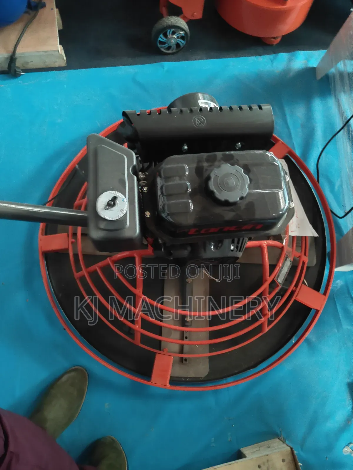 Haosail Power Trowel With Loncin Engine.