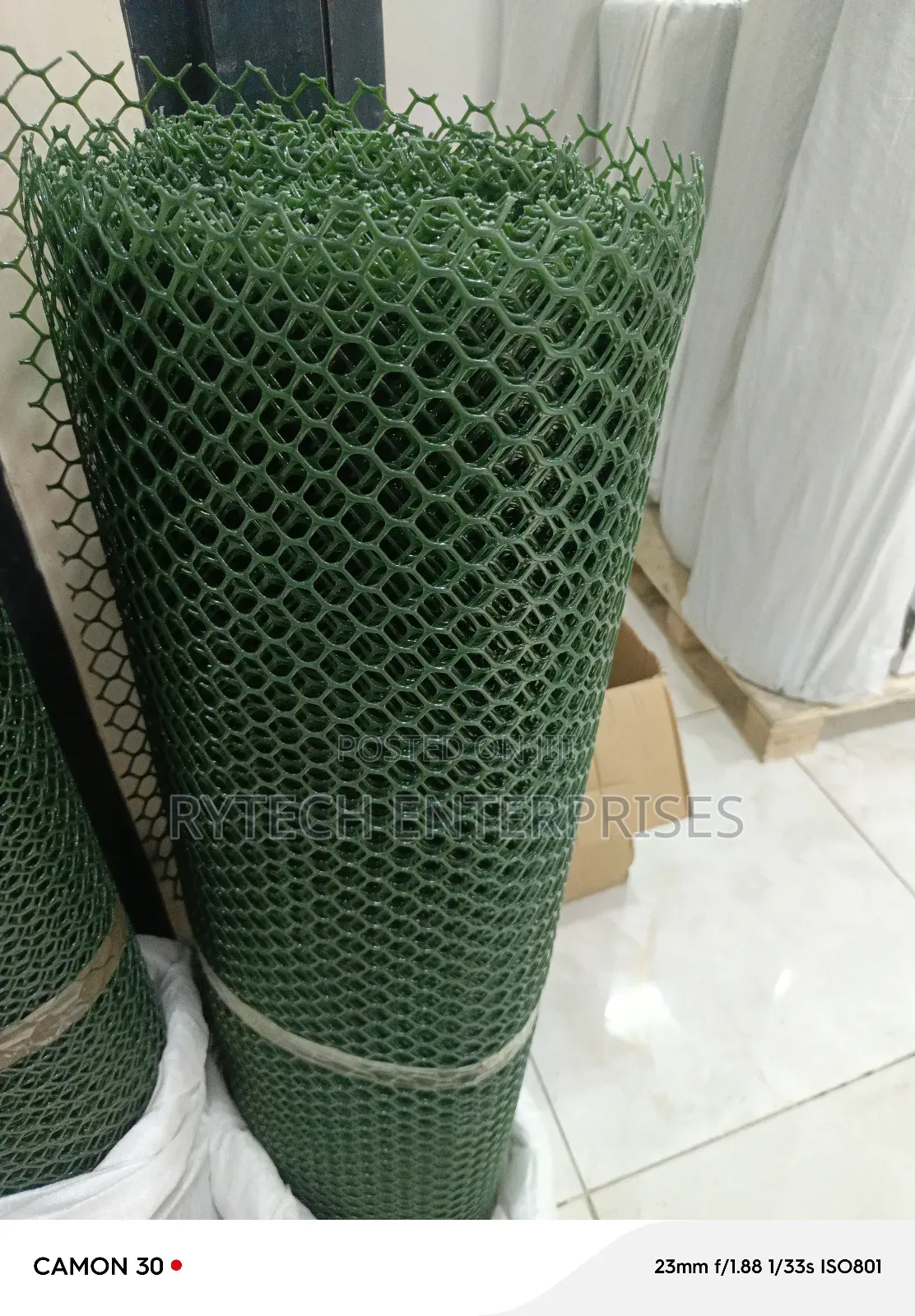 Poultry Wire Mesh, 25 M by 1 M/ Plastic Wire Mesh