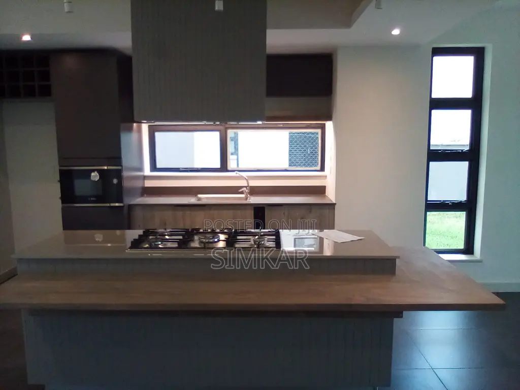 4bdrm Townhouse / Terrace in Tilisi, Tigoni for rent