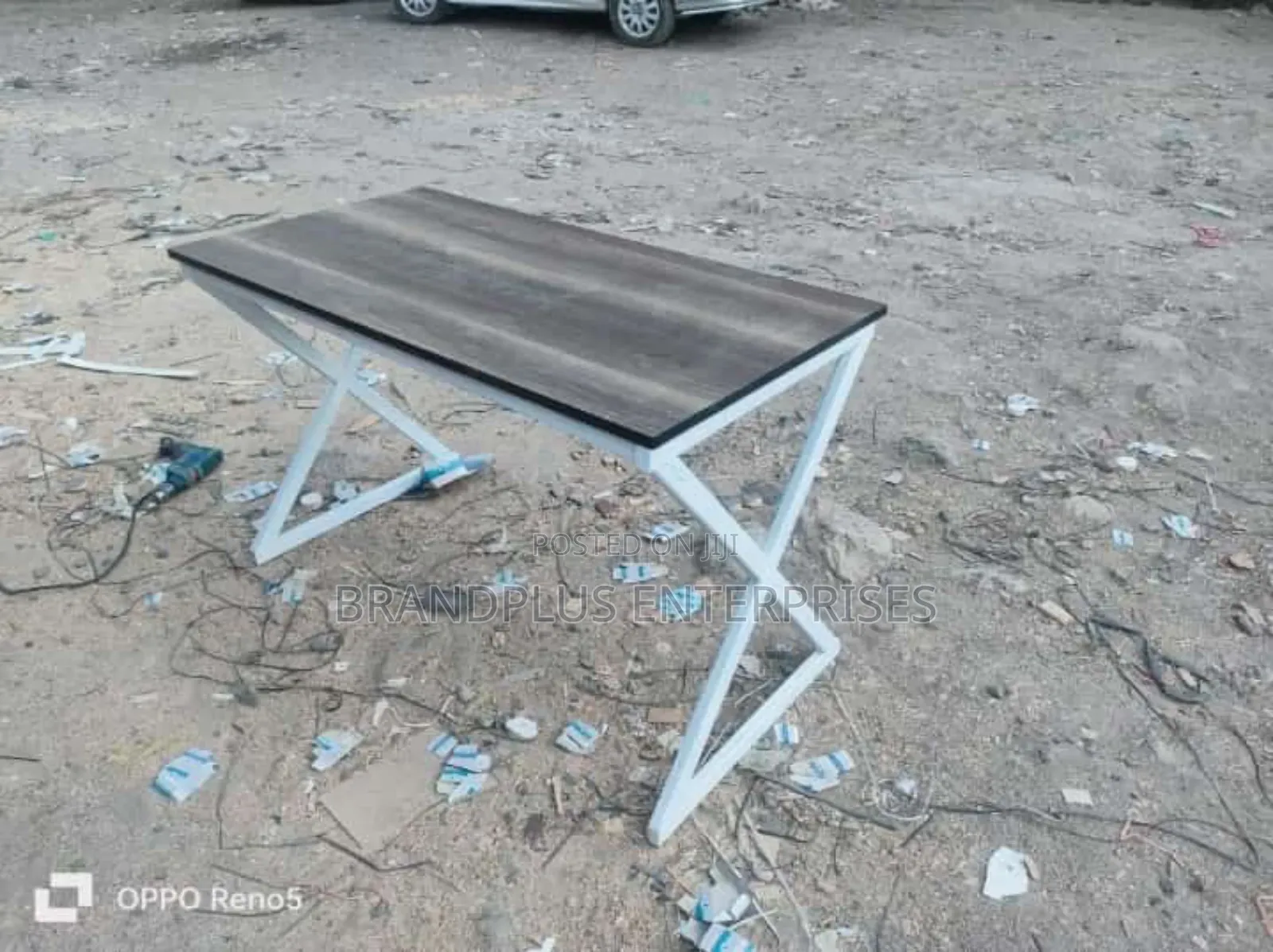 1.2m Metallic Stand Table