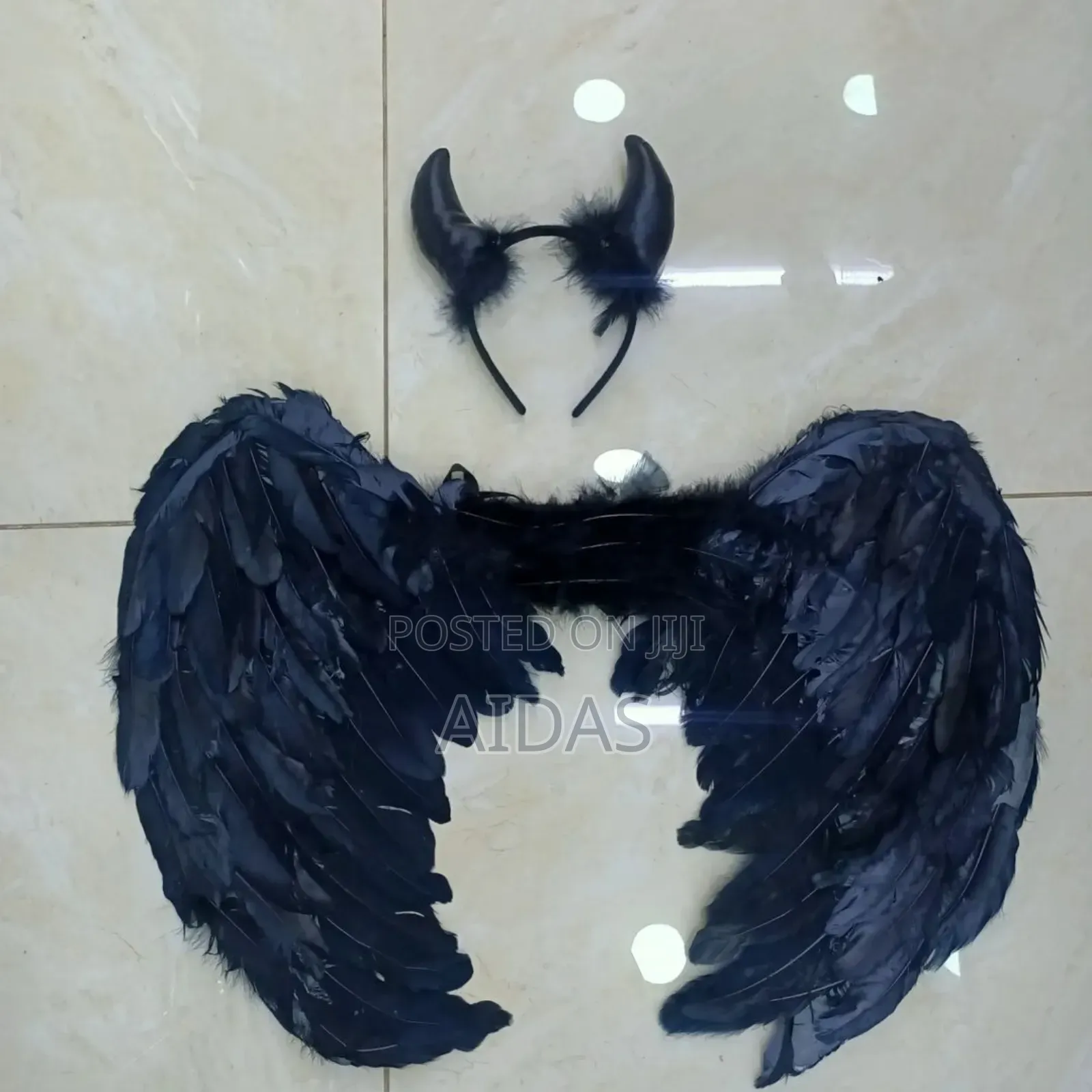 Halloween Black W