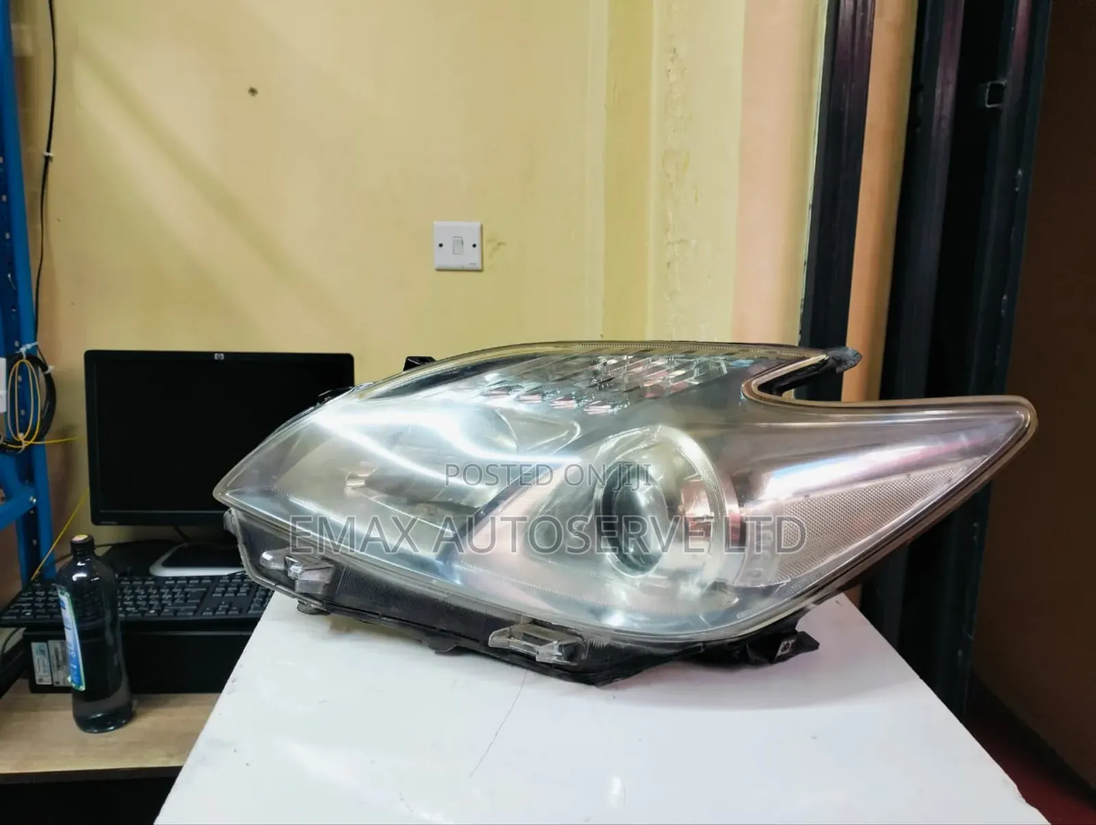 Headlight Toyota Prius Non Xenon Ex Japan