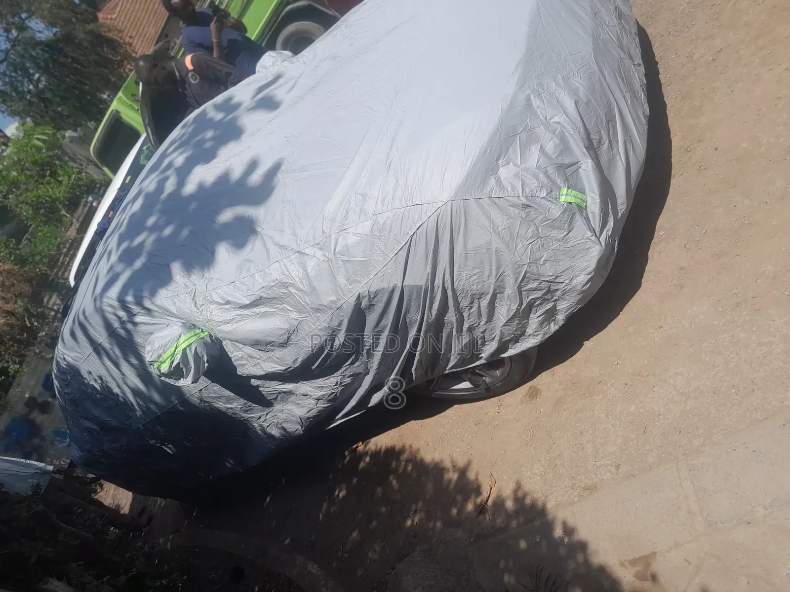 All-Season Universal Car Cover – Double Layer, Protects Agai