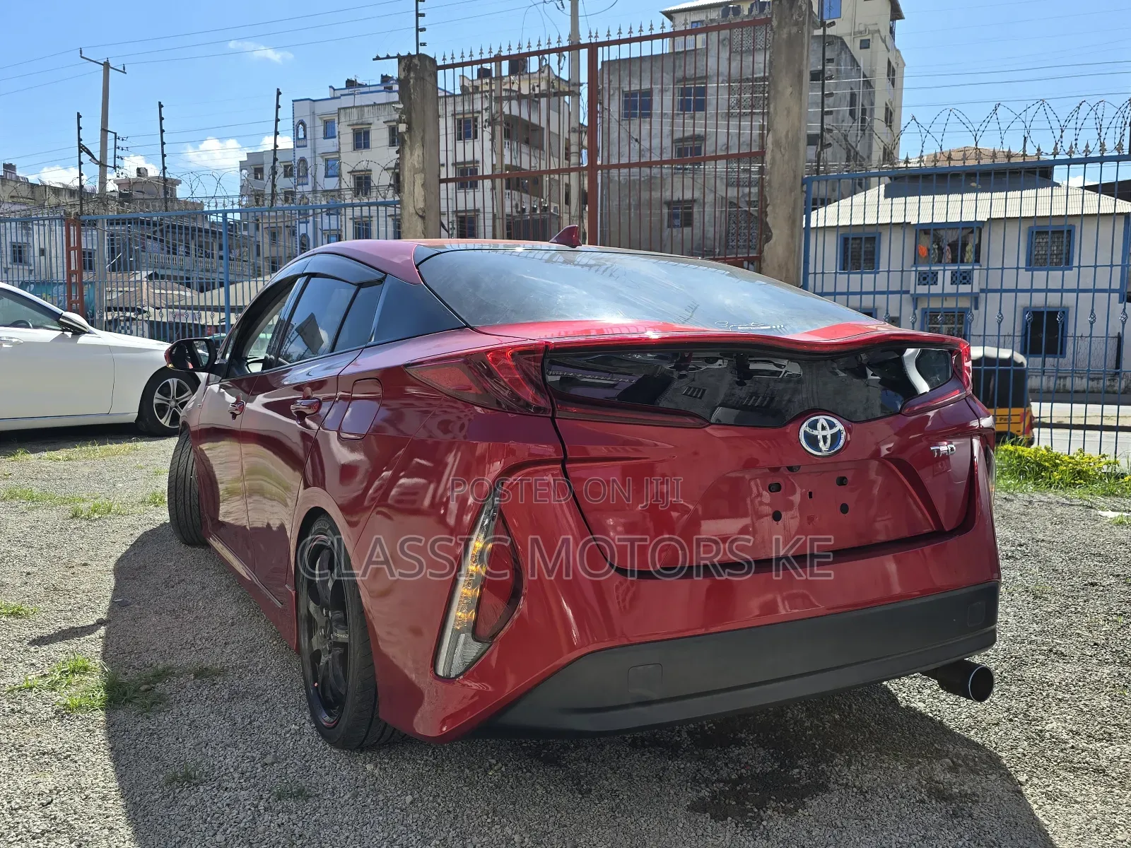 Toyota Prius Four Touring 2018 Red