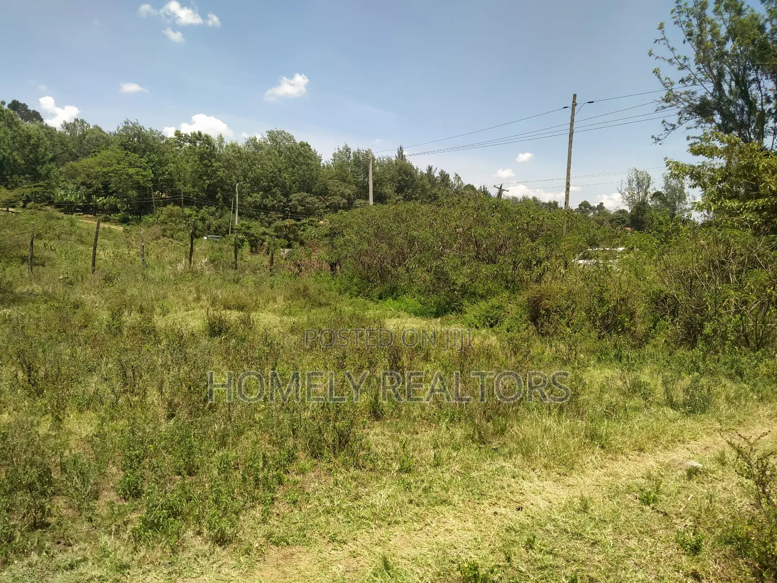 Eighth Acre Plot in Kerarapon Ngong, Touching Tarmac