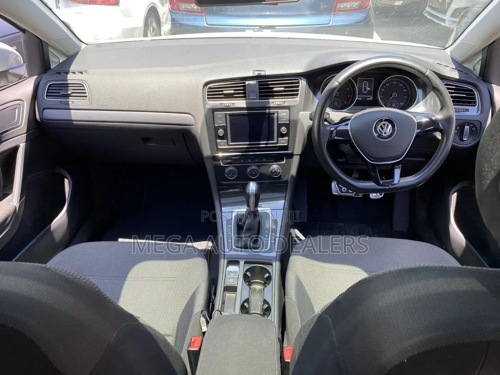 Volkswagen Golf 2018 White