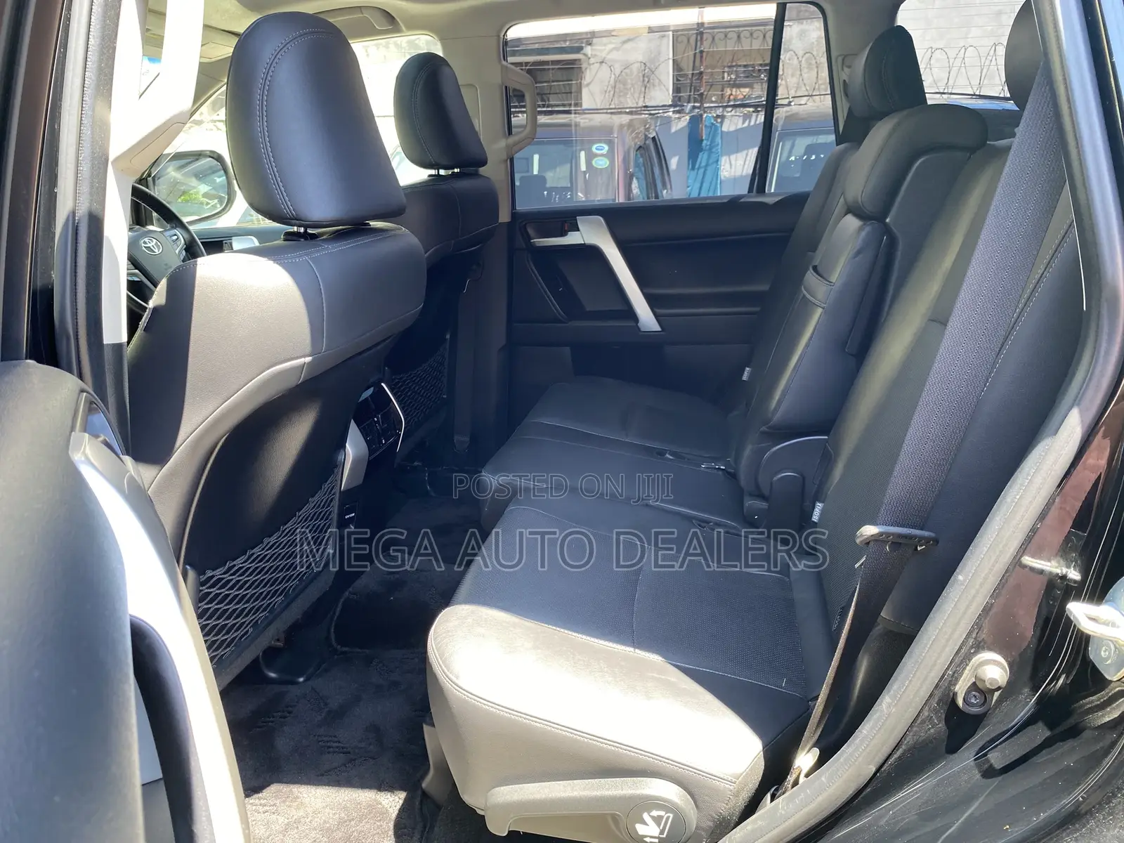 Toyota Land Cruiser Prado 2018 Black