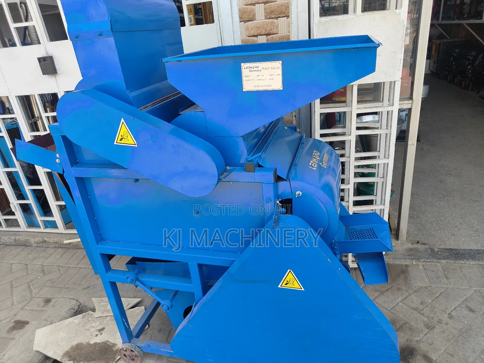 Industrial Pea Nut Sheller Machine Heavy Duty.
