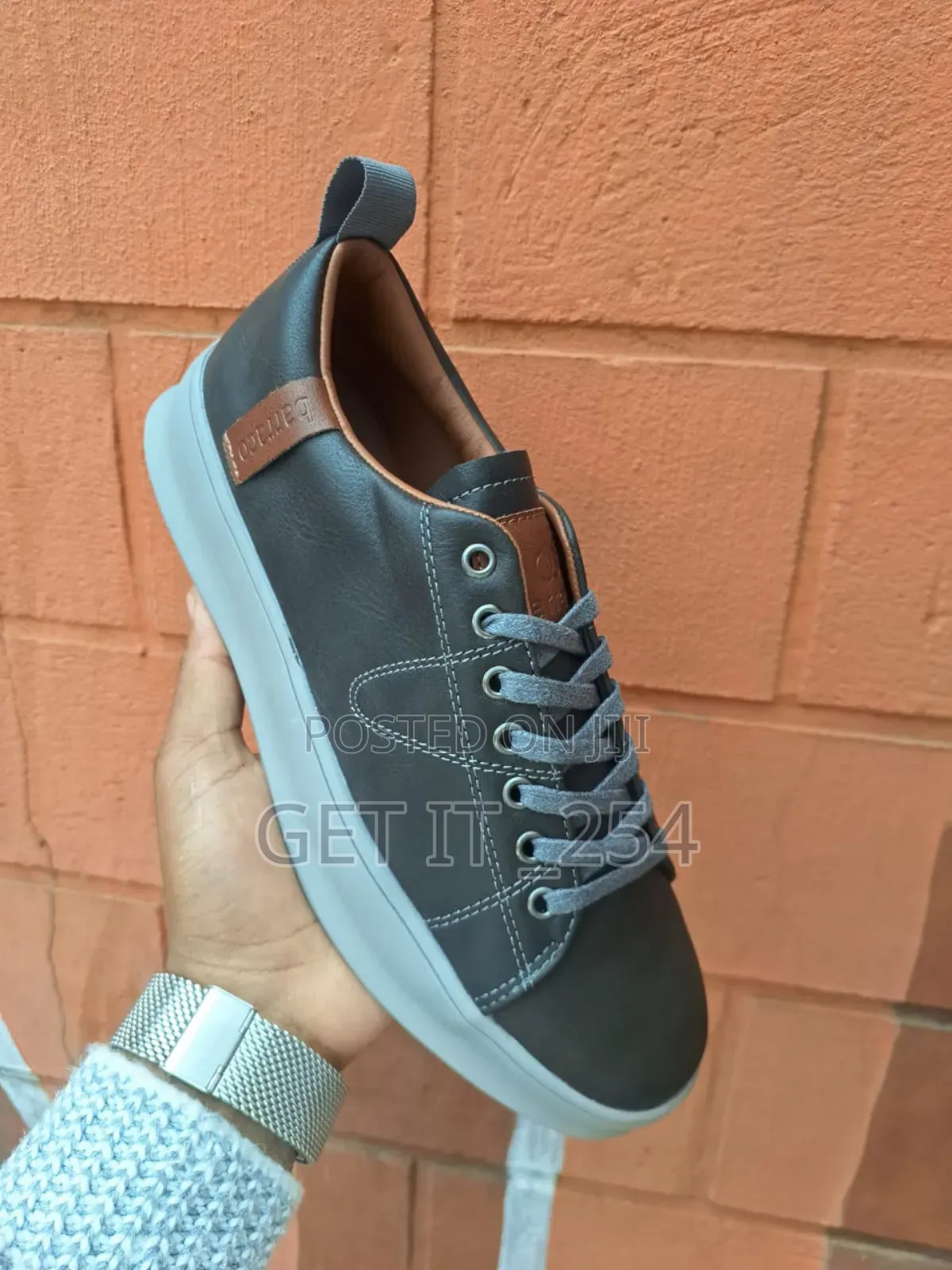 Barracco Casual 
Navy and Grey