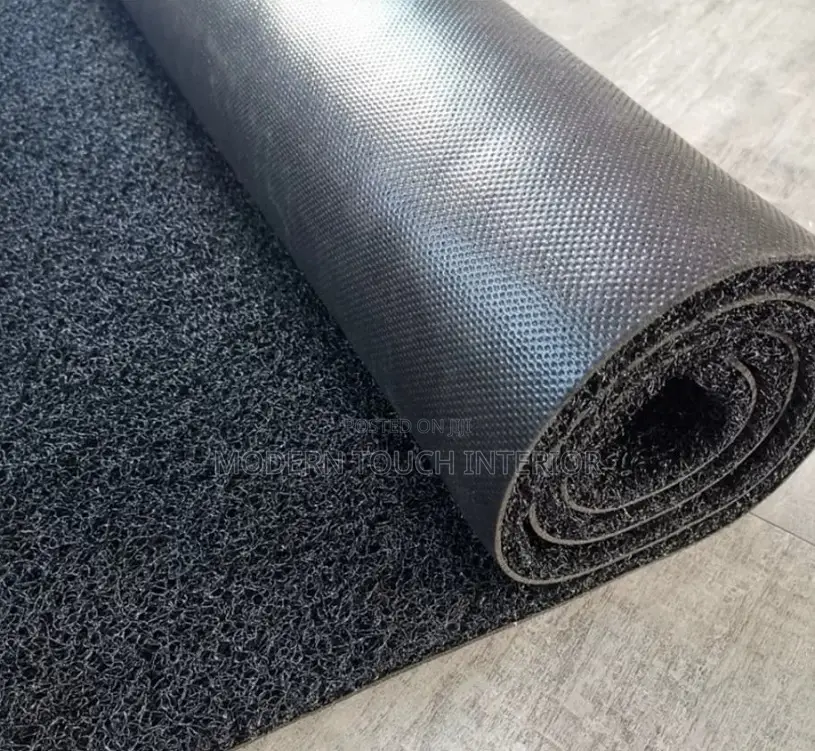 Black PVC Spaghetti Mat