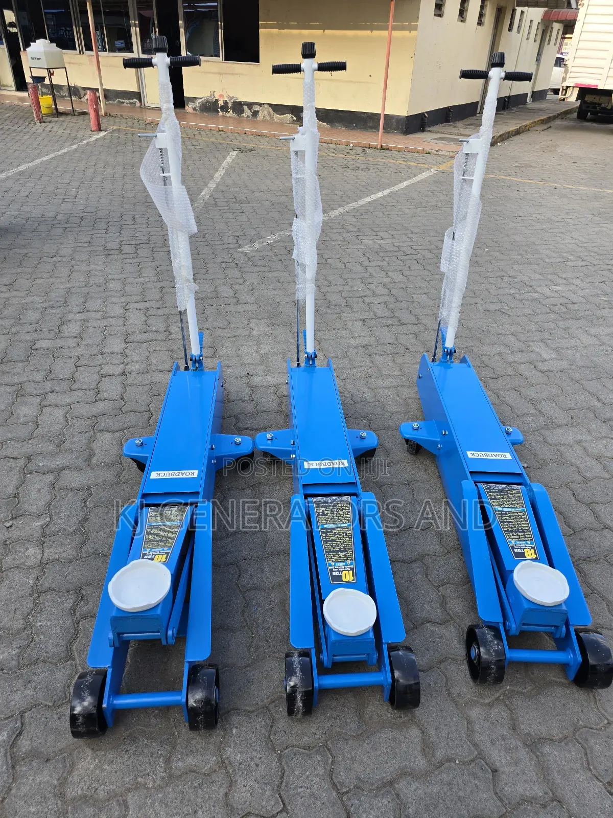 Ten Tonnes Trolley Jack (Blue)