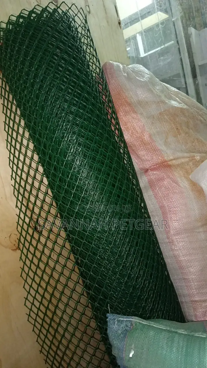 Plastic Poultry Mesh Plastic Poultry Mesh - 1m by 1m