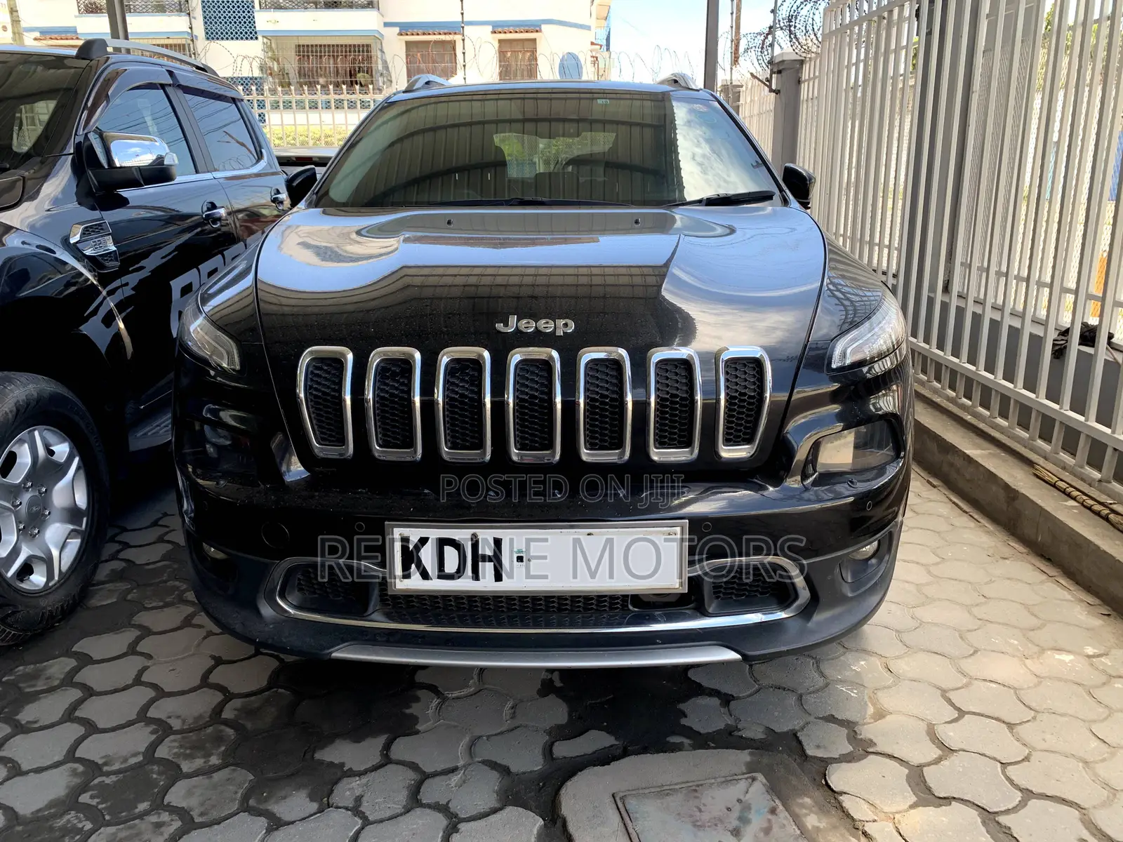 Jeep Cherokee 2015 Black