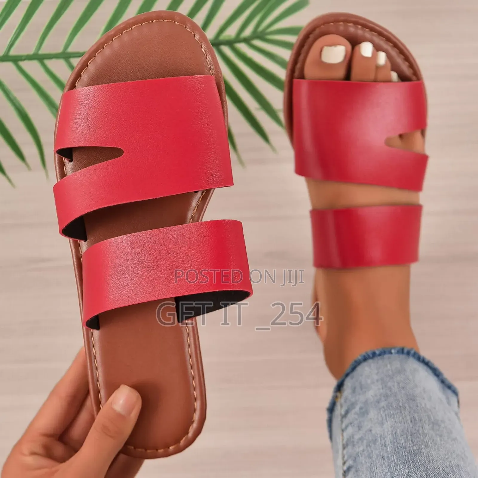 Ladies Leather Sandals