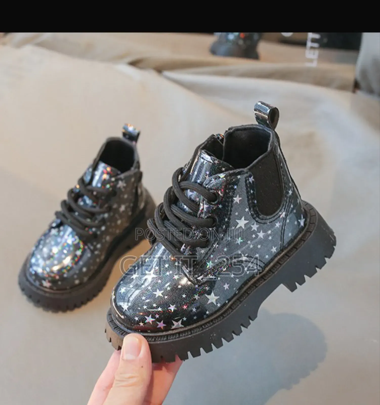 *Fancy Kids Highcut Sneakers* Sizes: *32,35, 36, 37*