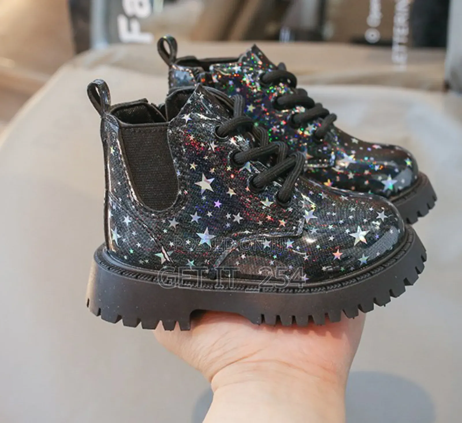 *Fancy Kids Highcut Sneakers* Sizes: *32,35, 36, 37*