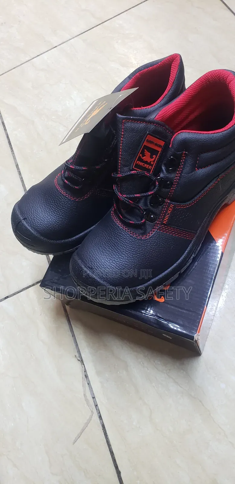 Knicker Boots