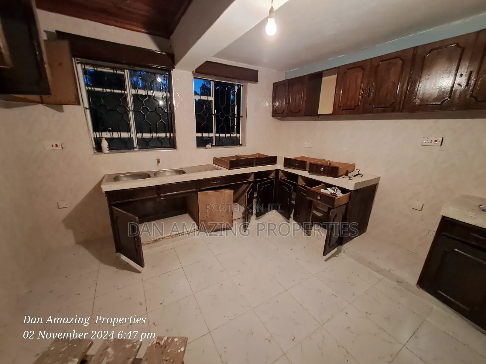 6bdrm Maisonette in Ngong On 1.5 Acres, Matasia for sale