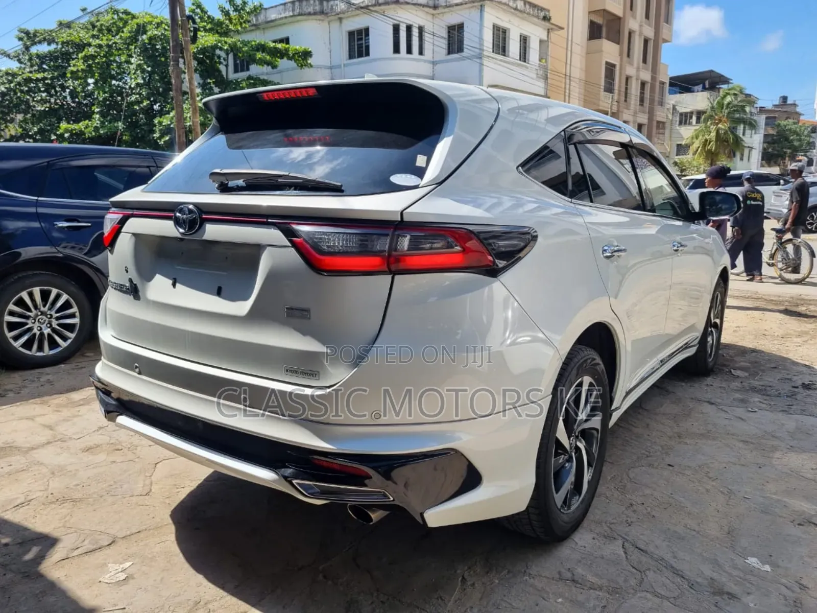 Toyota Harrier 2.0 Turbo 2018 Pearl