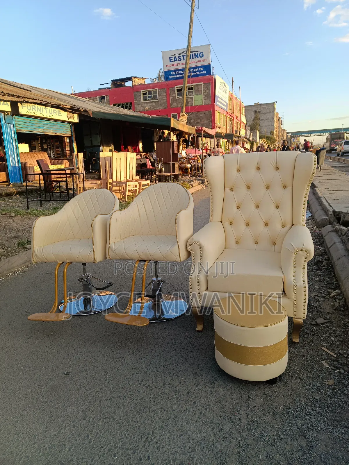 Hydraulic Salon Seats 2 Pieces and Pedicure Seat, Cream