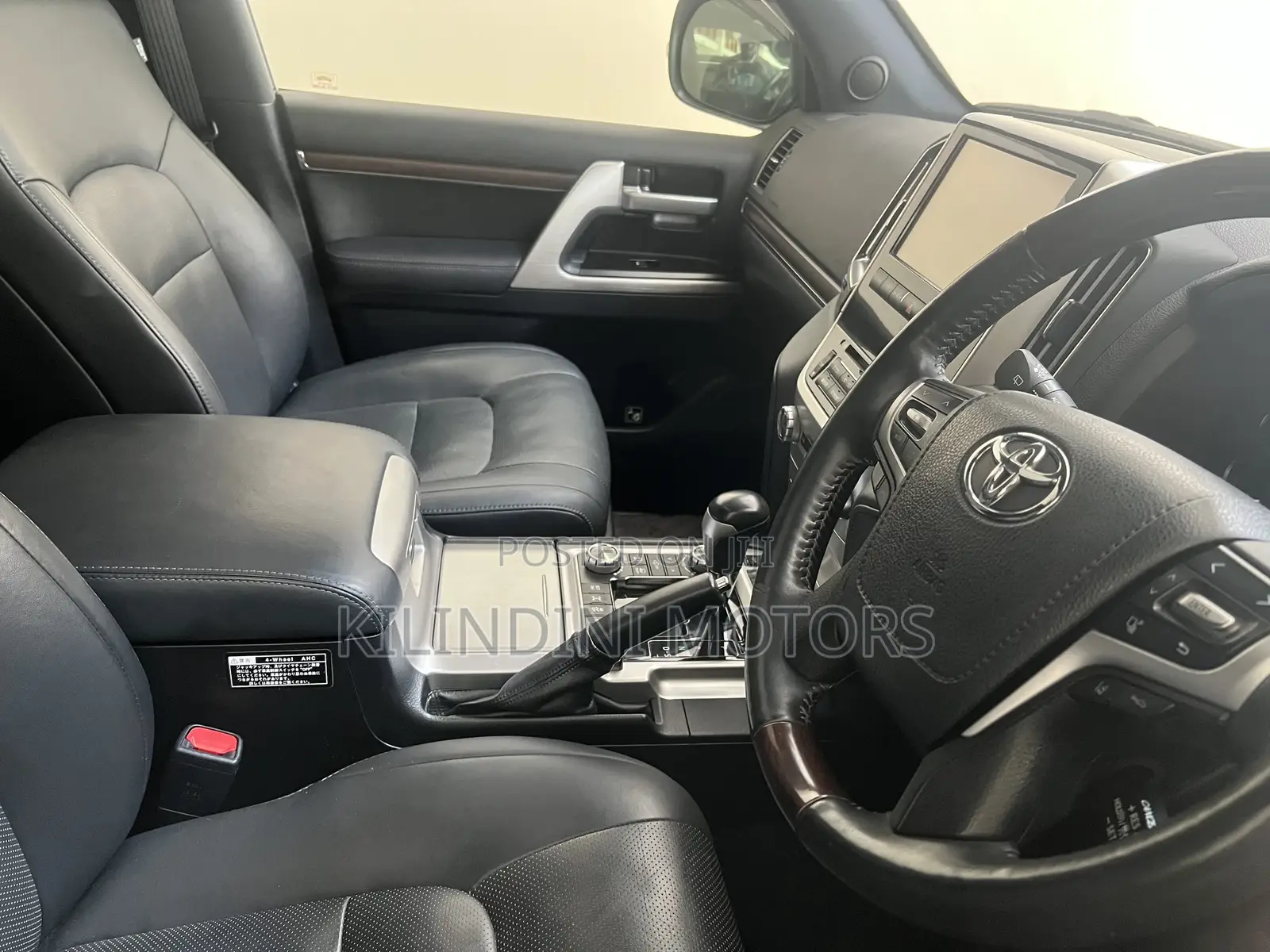 Toyota Land Cruiser Prado 2018 White