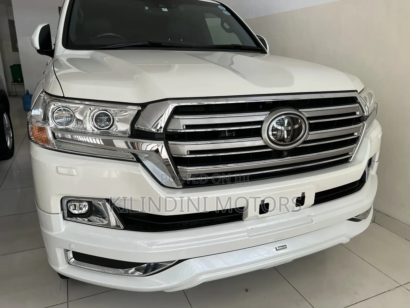 Toyota Land Cruiser Prado 2018 White