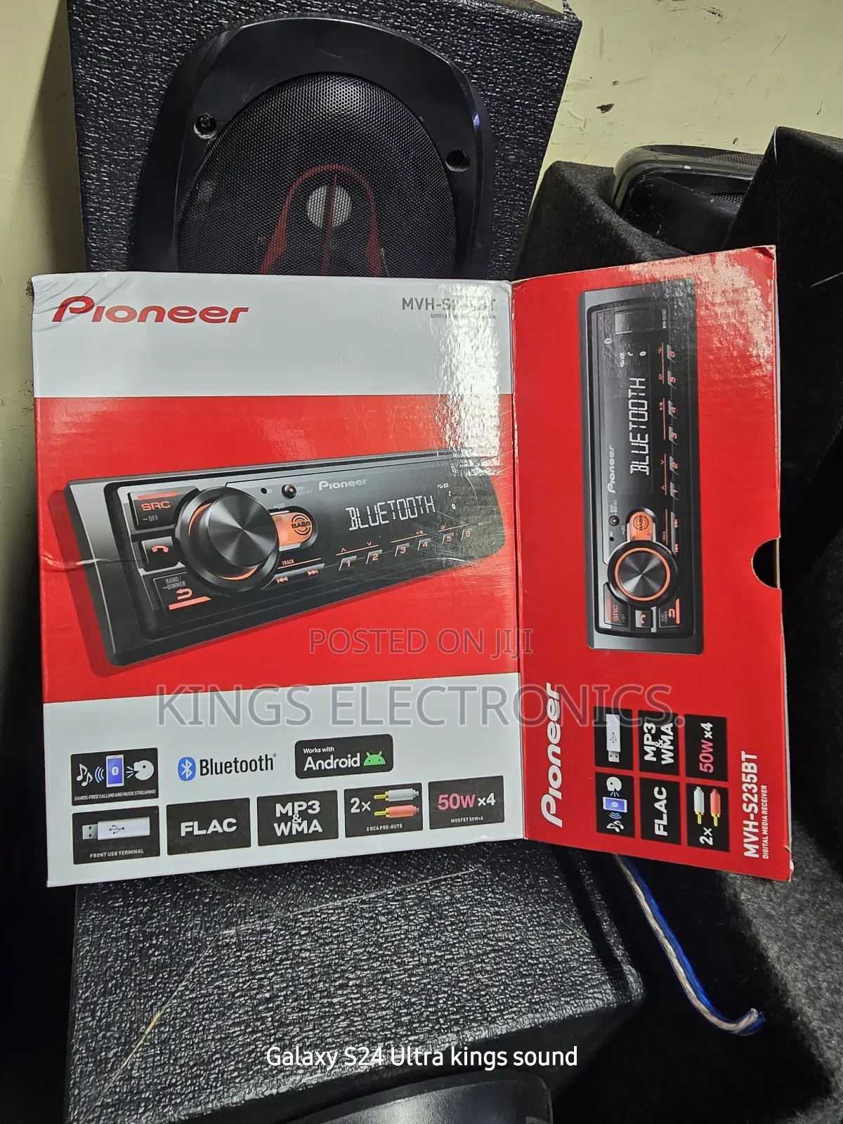 Pioner Radio 215bt