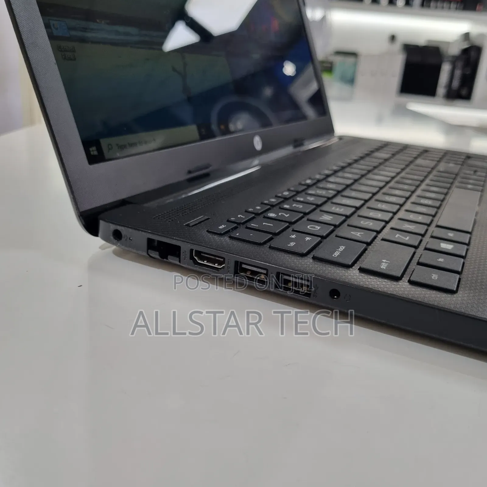 Laptop HP 15 4GB Intel Core I3 HDD 1T