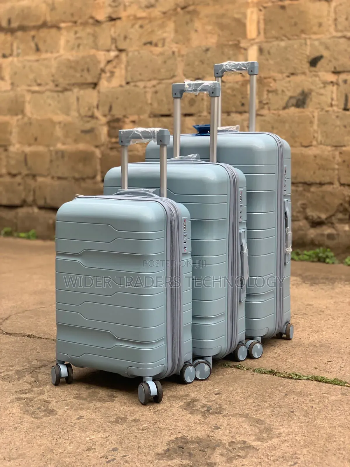 3 in 1 Rubber Suitcase Set |