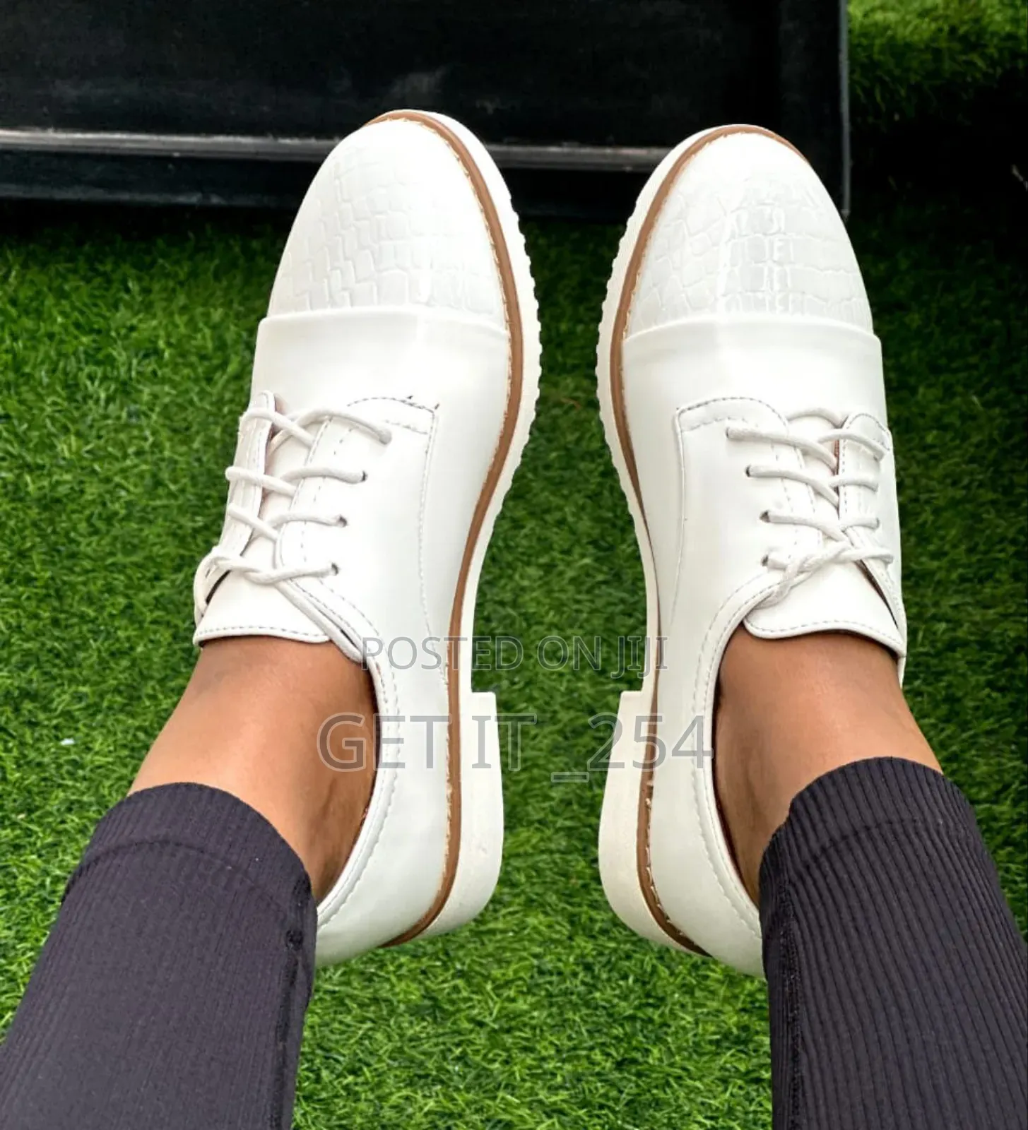 Oxford Brogues 
Sizes 37 _ 42